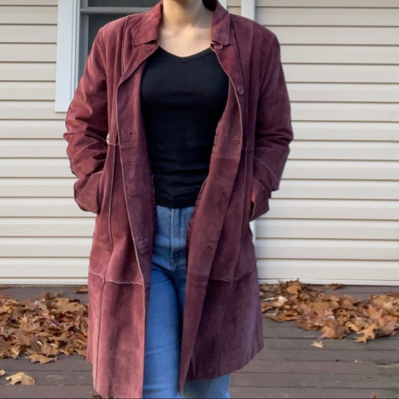 Suede women’s maroon jacket size medium - Picture 5 of 10